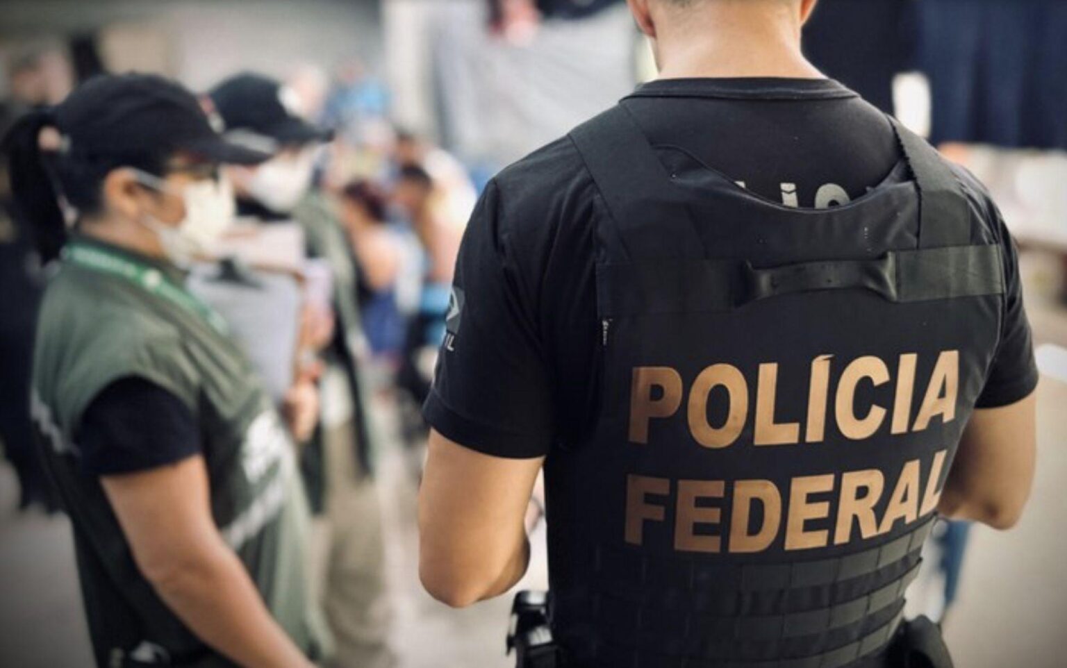 Polícia Federal, em operação conjunta, fecha abrigo irregular e apura promoção de migração ilegal em Manaus