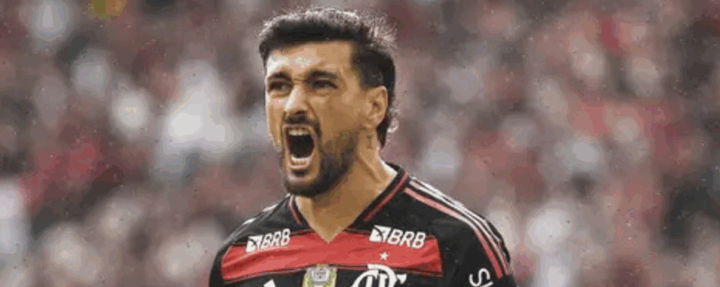 Arrascaeta relata tentativa de assalto na saída do Maracanã após vitória do Flamengo