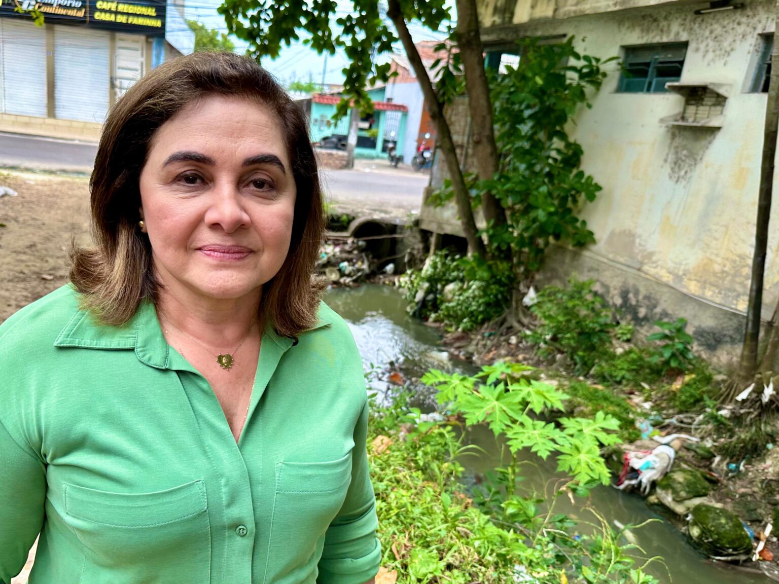 Professora Maria do Carmo retrata problemas graves de Manaus: ‘cidade suja, mal cuidada’
