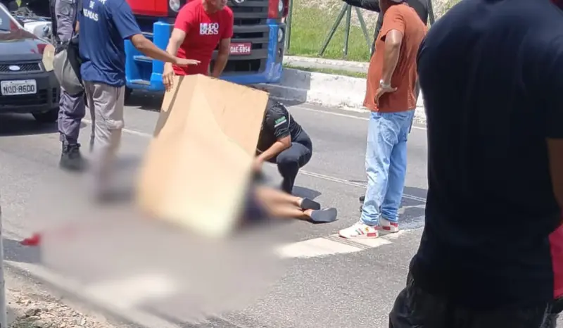 Idoso é atropelado ao tentar atravessar faixa de pedestre em Manaus