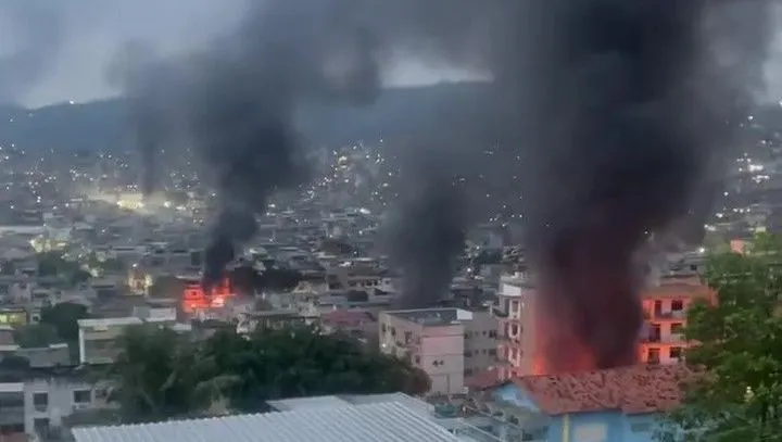 VÍDEO: operação no Alemão e na Penha tem drones com explosivos contra polícia