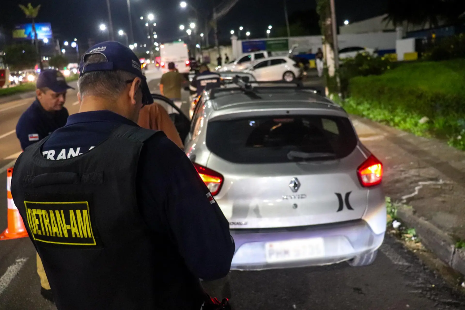 Detran registra mais de 700 infrações no final de semana