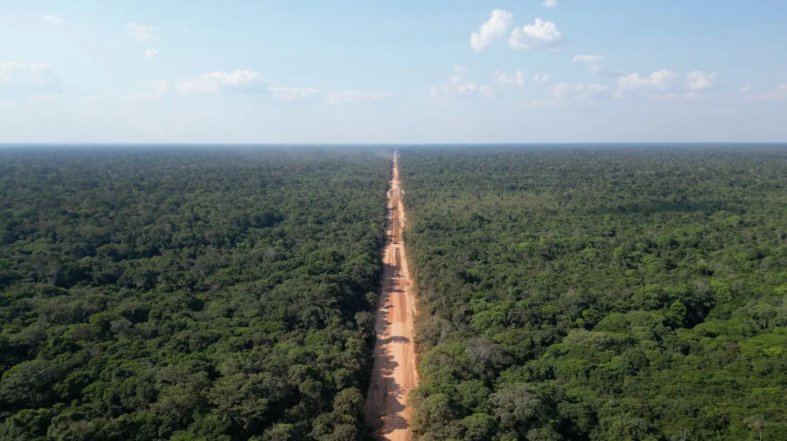 BR-319 entra em fase decisiva de obras com edital do DNIT