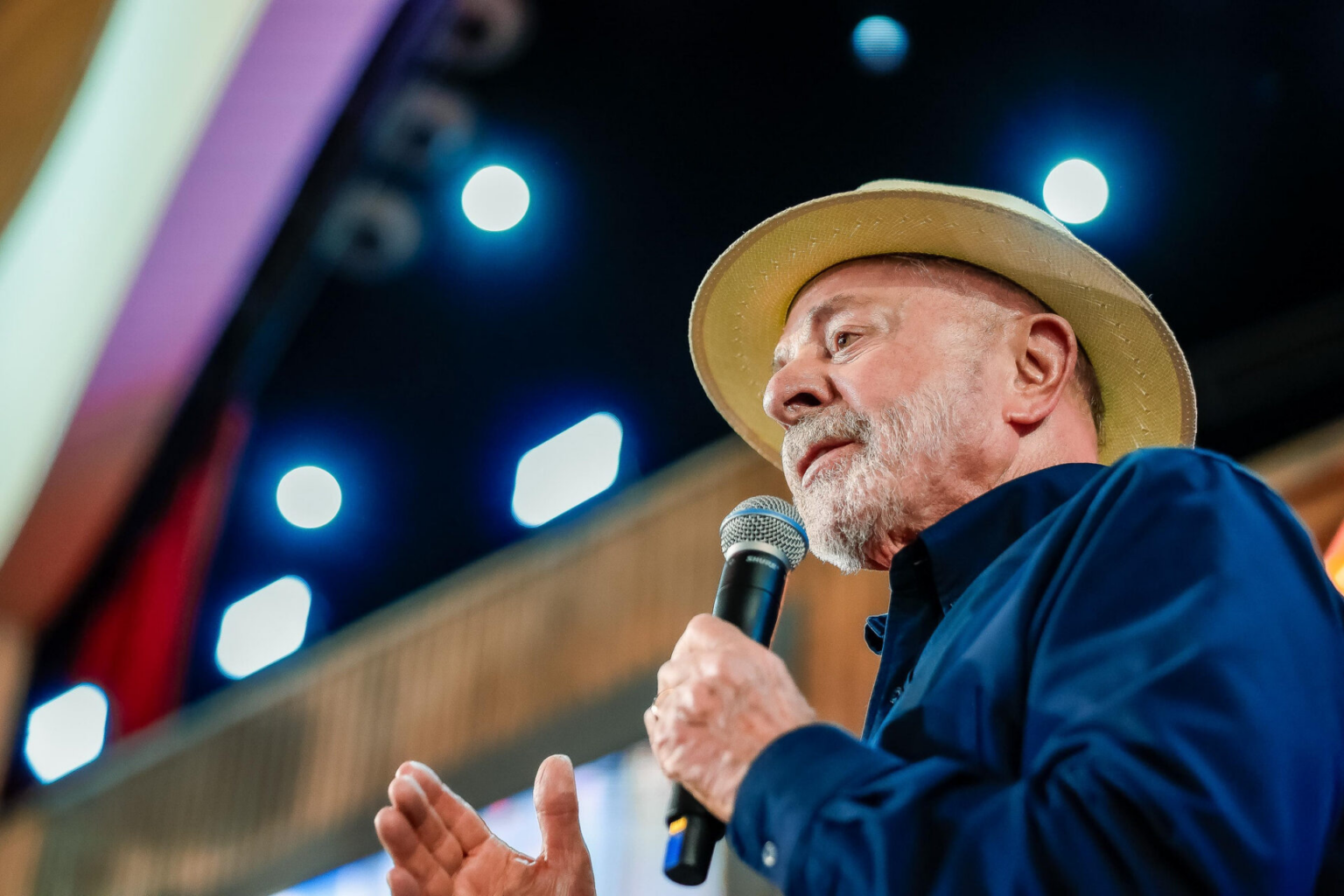 Lula prepara agora linha de crédito para motociclistas de aplicativos