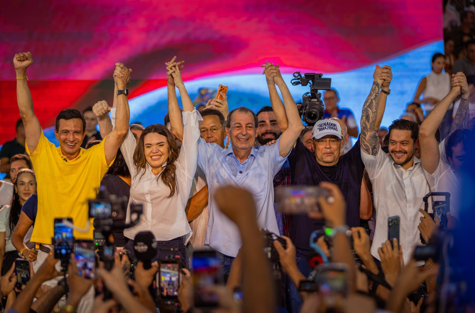 Da política estudantil ao Senado: conheça a trajetória de Omar Aziz